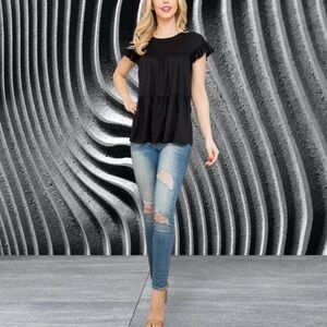 You & Me Tiered Cap Ruffle Sleeve Swing Pullover Knit Top Women’s Plus 1X Black